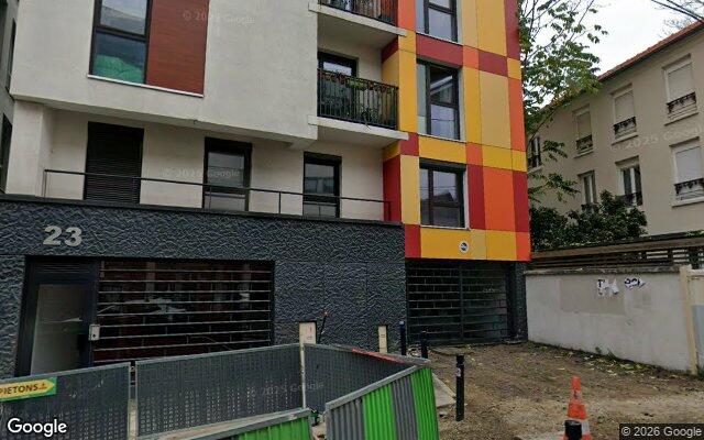Façade : 23 rue de Rosny, Montreuil